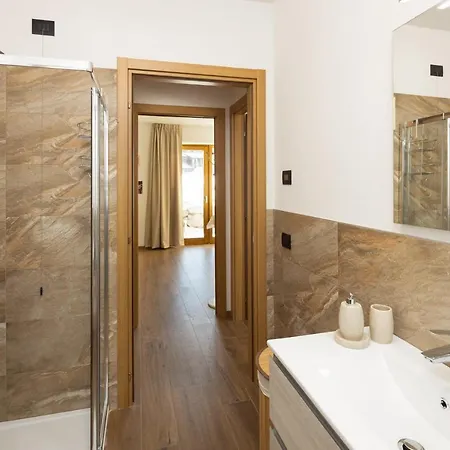 Noemi Apartment *