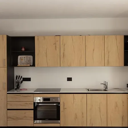 Noemi Apartment